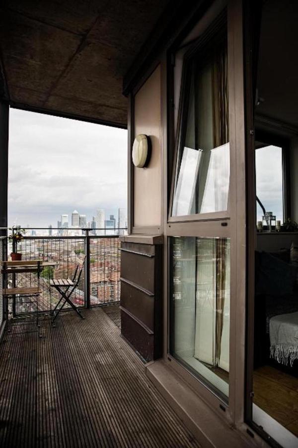 Whitechapel Two Bedroom Luxury Apartment - Free Private Parking - City Views London Luaran gambar